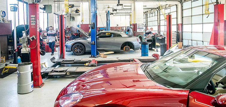 Gallery Shop Inside 2 | Milex Complete Auto Care of Boonsboro